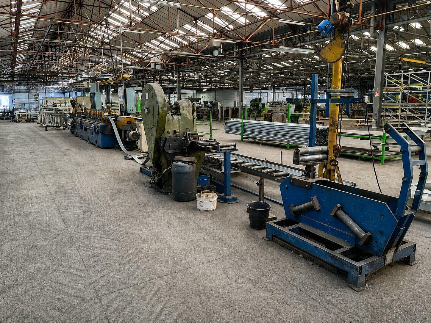 Jidet - rollforming line with 7 tool sets sectional gates