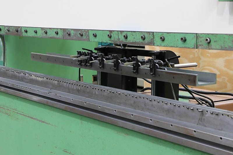 150 Ton x 10 ft LVD Hydraulic Press Brake Model 150JS10 w/ Dynabend Single Axis CNC Back Gauge
