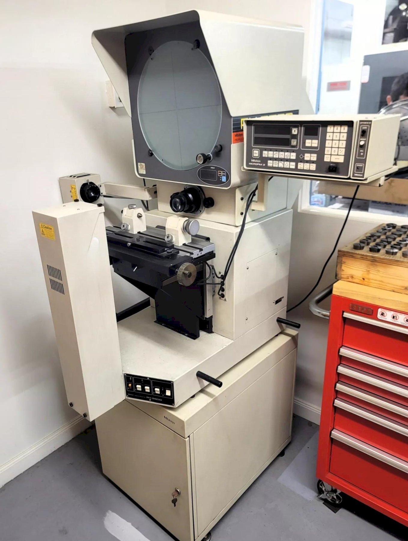 14" MITUTOYO PH-3500 Bench Top Optical Comparator with DRO, Cabinet Base, Surface.