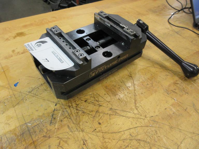 Jergens Fixture Pro 5" Centering Work Vise with Handle- Auction Item