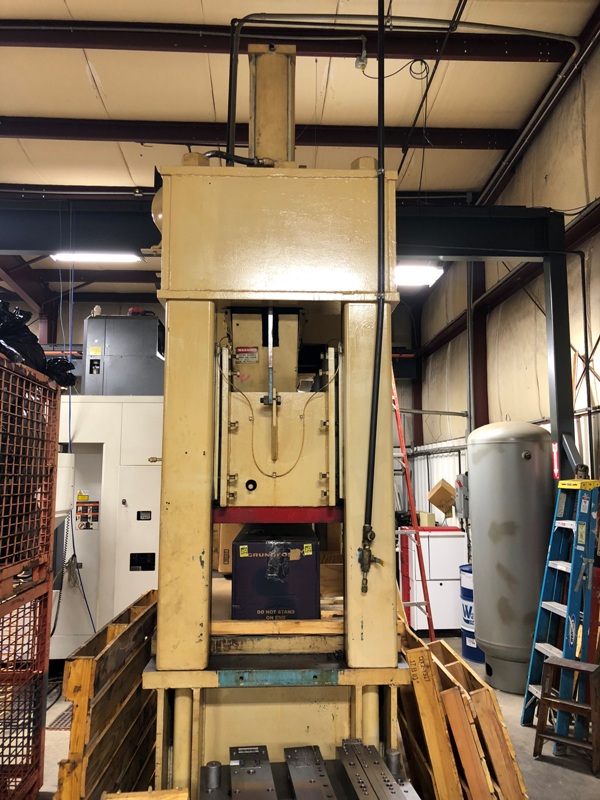 200 Ton HEIM S2-200 Straight Side Double Crank (Single Action) Press