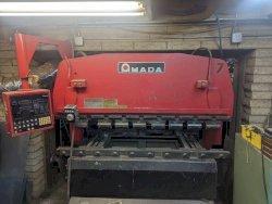 80 TON × 8' AMADA RG-80 CNC PRESS BRAKE