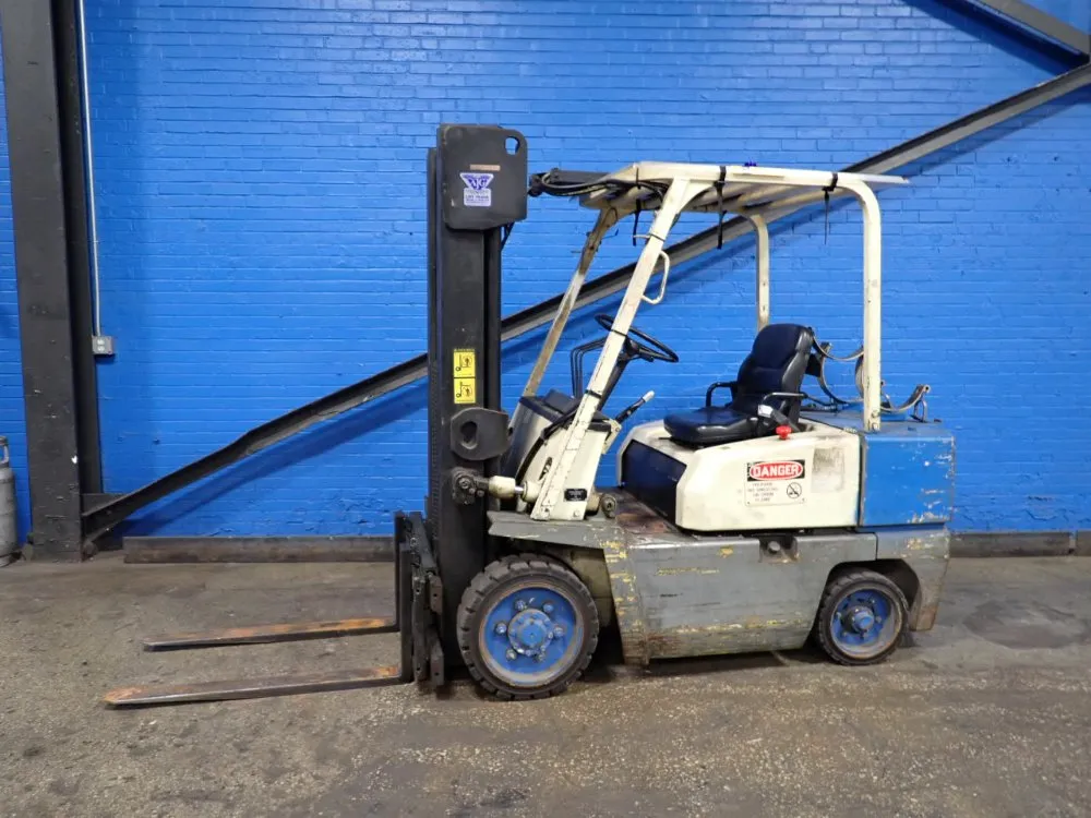 YW 4435 LBS PROPANE FORKLIFT  -  C 50
