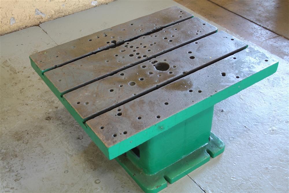 36' X 30' X 20 T SLOTTED DRILL TABLE: STOCK #57205