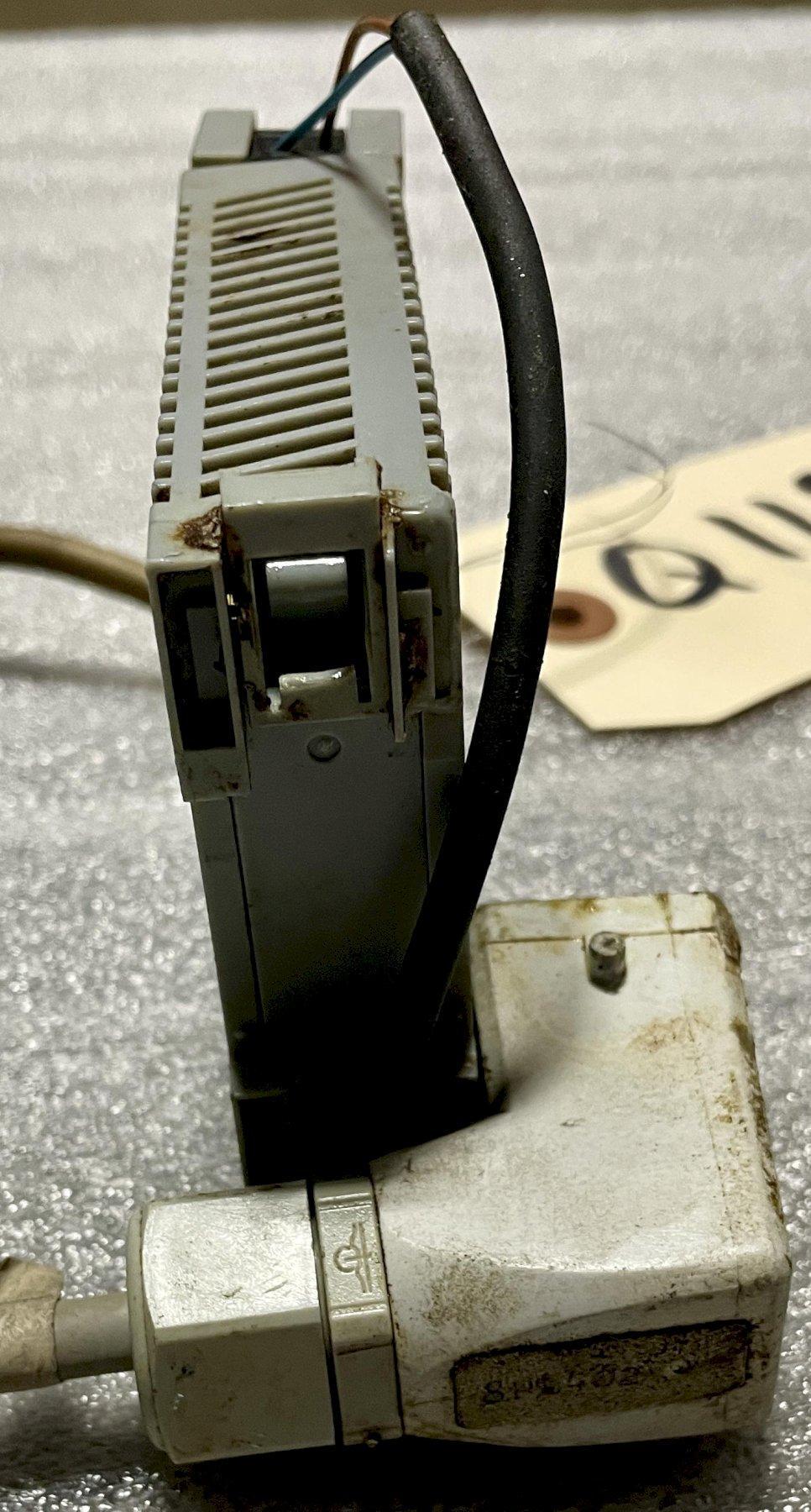 EMERSON SOLA HD LOW POWER DIN RAIL POWER SUPPLY, Model SDP 06-24-100T, 1 Output, 14.4 W, 24 VDC, 600 mA.