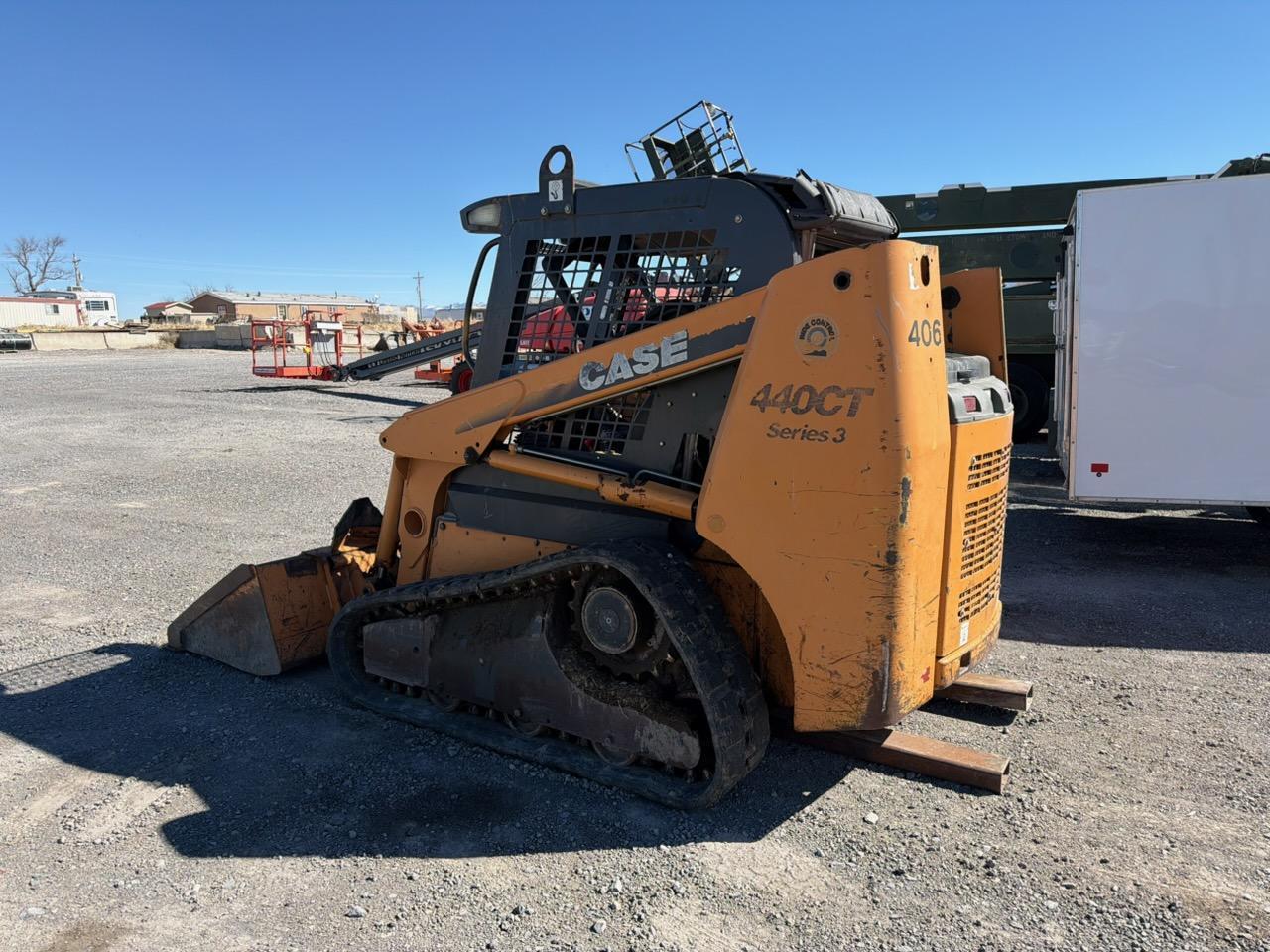 Case 440CT Compact Track Loader, 2007 – 3,000 LB ROC, Enclosed Cab, 83 HP Diesel, 2-Speed