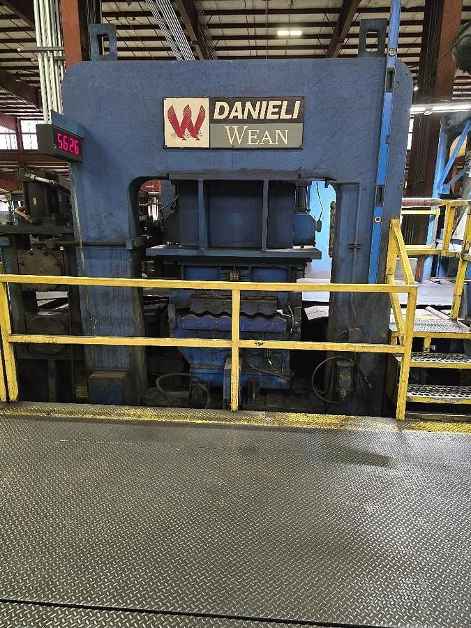 96" x .750" Danieli Wean Cassette Leveler