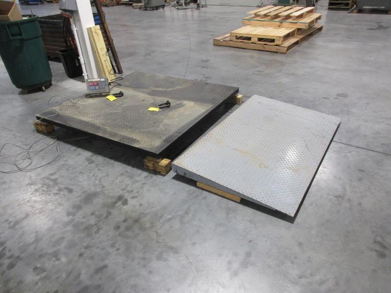 Pennsylvania 6600 Class III, 5000 lb Floor Scale with Model 7600 Digital Read Out and Drive on Ramp- Auction Item