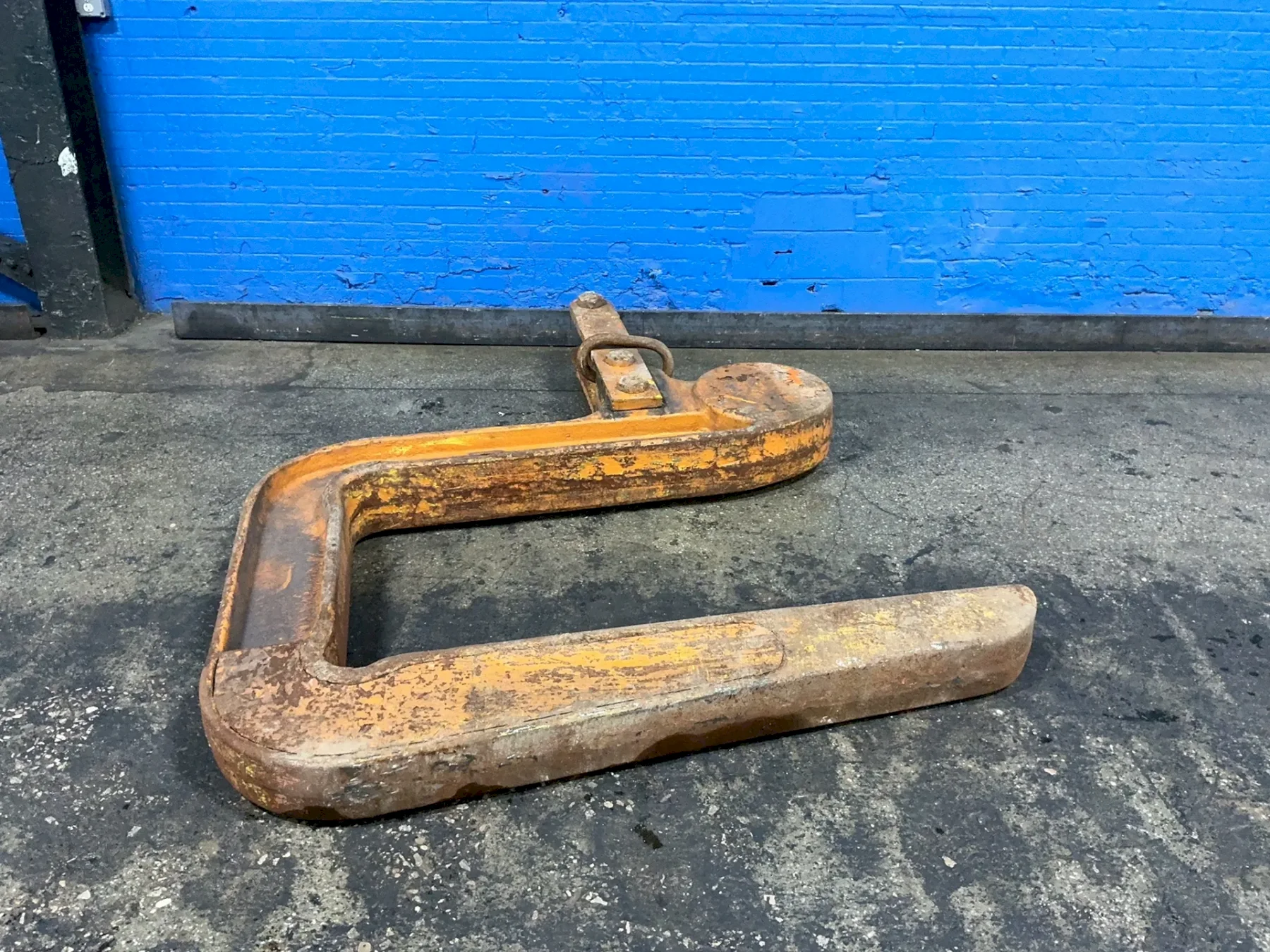 HEPPENSTALL 20,000 LB C-HOOK