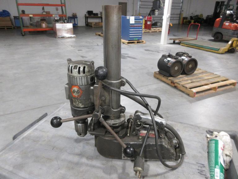 Black & Decker 3/4" Portable Magnetic Drill Press with Jacobs 36KD Keyed Chuck- Auction Item