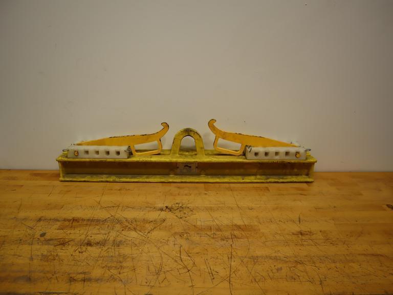 Carney - Battery Buddy Handling Lifting Beam- Auction Item