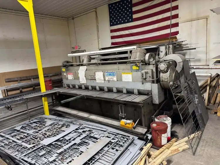 10' x 1/4" CINCINNATI MODEL 1810 MECHANICAL SHEAR