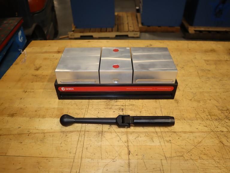 Chick Qwiklok 6" Double Lock Vise w/ Soft Jaws & Handle- Auction Item