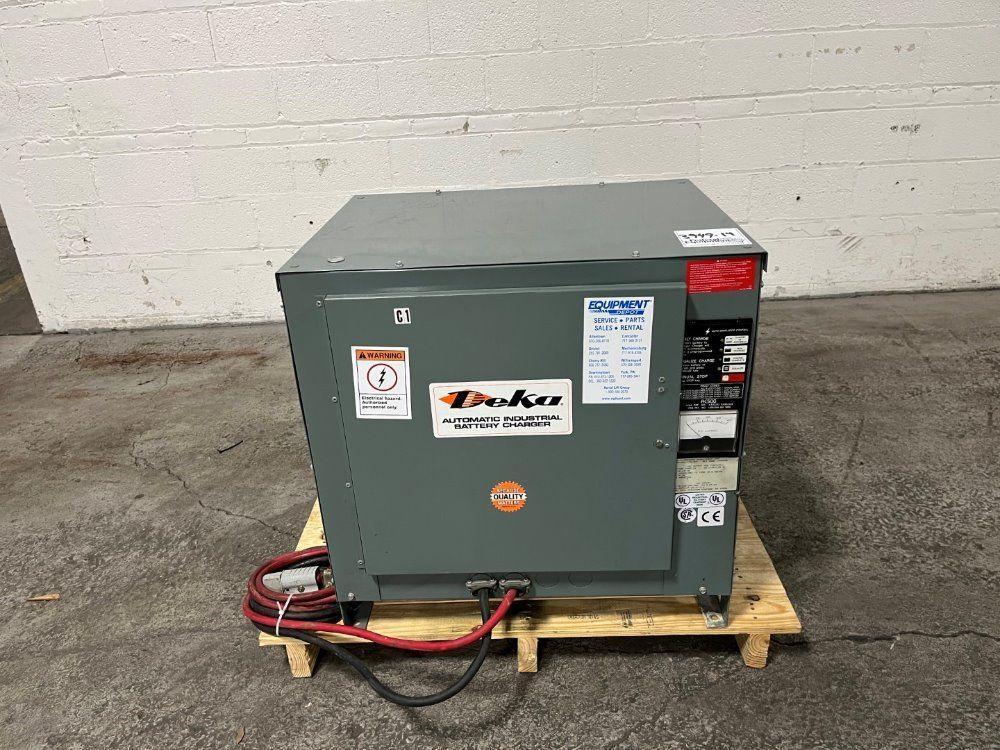 DEKA Automatic Battery Charger, Model 18C3-1050
