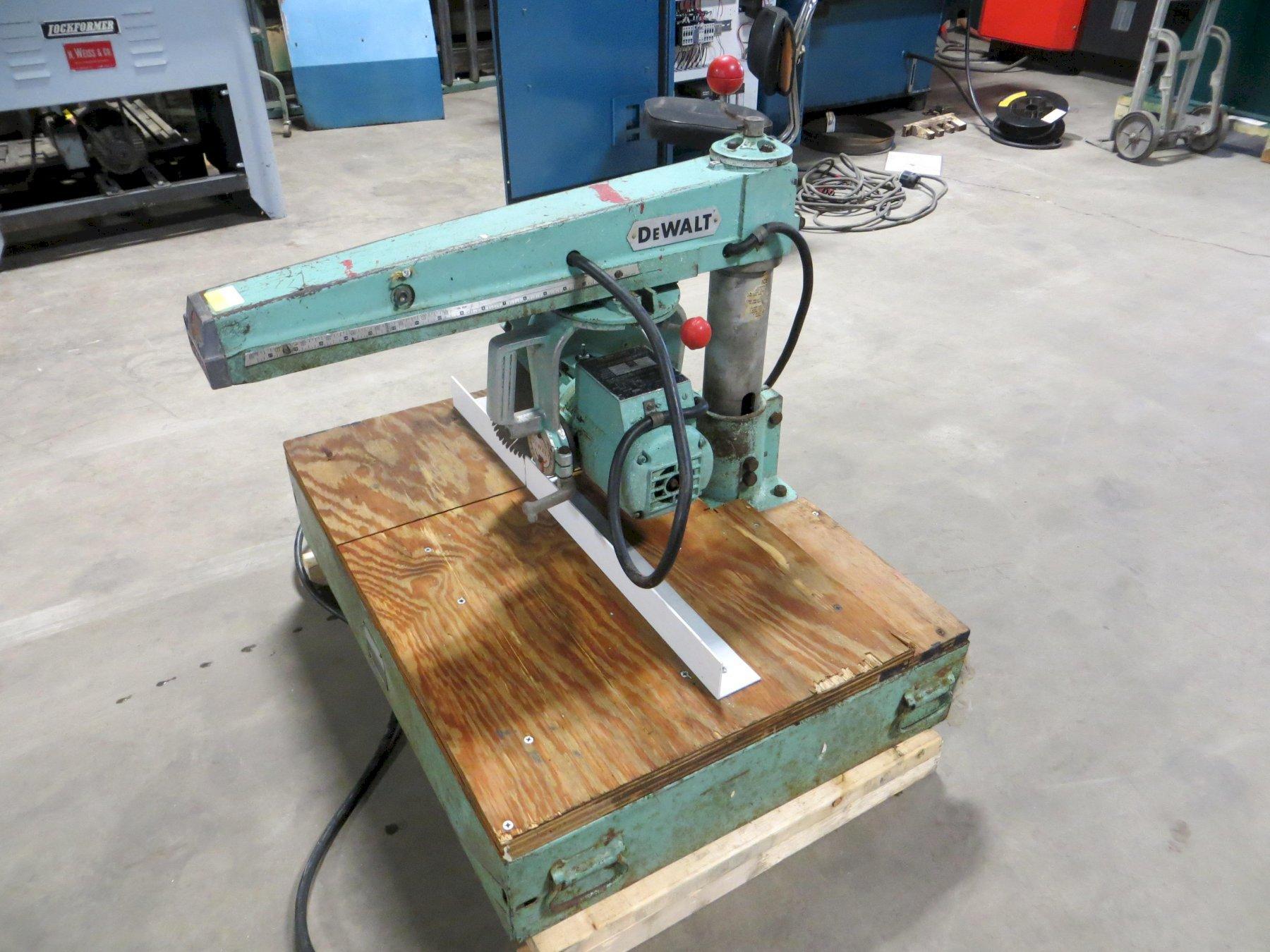 12" Dewalt Radial Arm Saw Model 1030