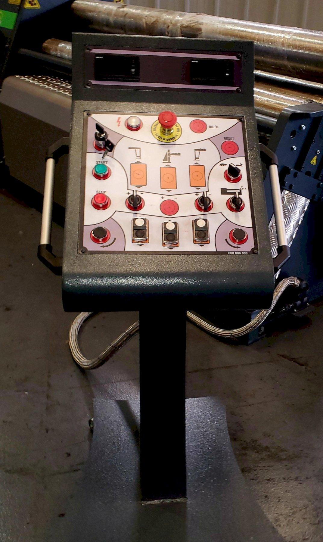 New ECCO Model 4RDP 130/5 Plate Bending Roll. Four Roll Double Pinch Type.
Capacity - mild steel - 5' x 10 Ga.