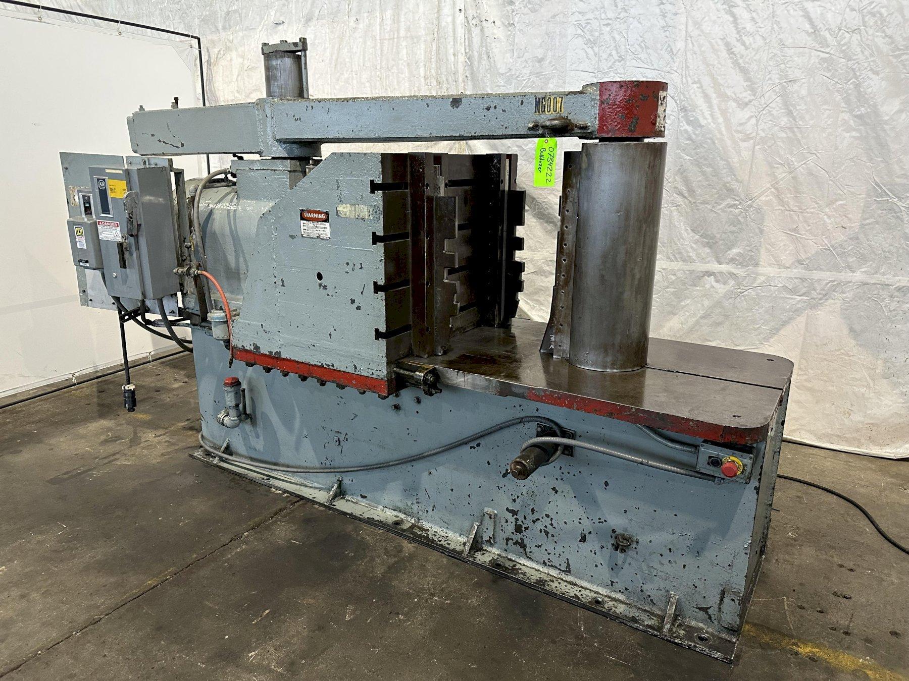 300 TON BULLDOZER HORIZONTAL HYDRAULIC PRESS. STOCK # 0734222