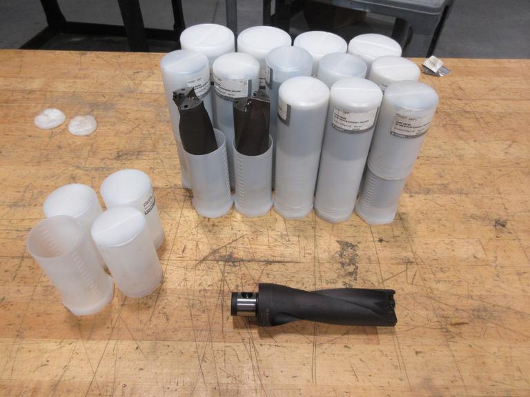 Komet ABS50 KUB Quatron Inserted Drill Bodies (16pcs), 1.76" x 4.5" LOC ***New in Packages***- Auction Item