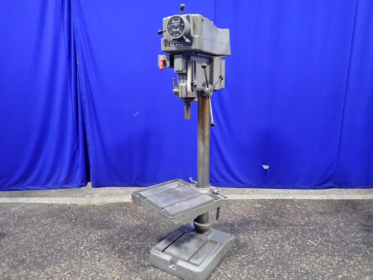 CLAUSING 16" X 18" DRILL PRESS   -  2276
