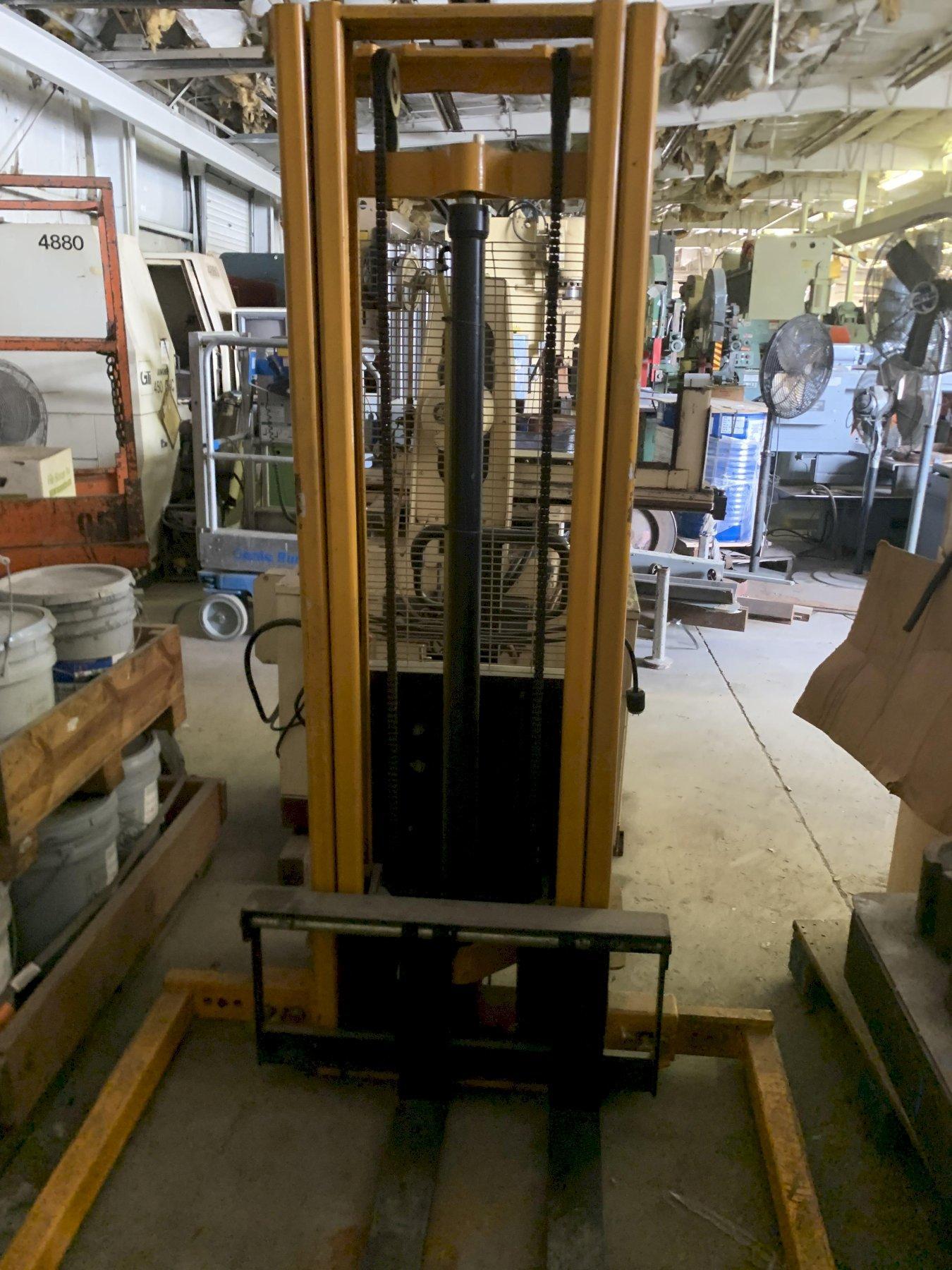 (1) PREOWNED BLUE GIANT SEMI ELECTRIC PALLET STACKER /STRADDLE STACKER, MODEL #: CDDSE120, S/N: D09040107