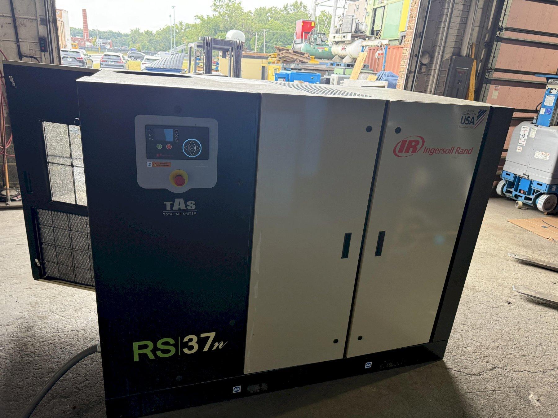 50 HP INGERSOLL RAND R37 ROTARY SCREW AIR COMPRESSOR