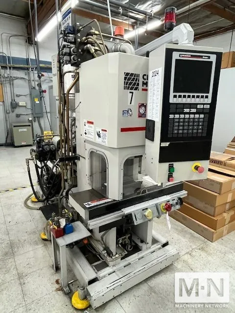 30 TON 3 OZ CINCINNATI MODEL V30 VERTICAL CLAMP INJECTION MOLDING MACHINE MFG 2005 (5) AVAILABLE