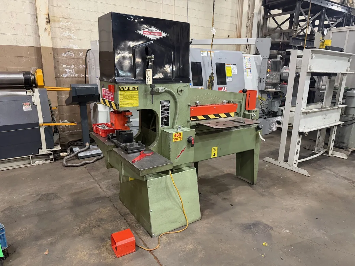 USED 70 TON KALAMAZOO METAL MUNCHER MM70A DUAL CYLINDER HYDRAULIC IRONWORKER