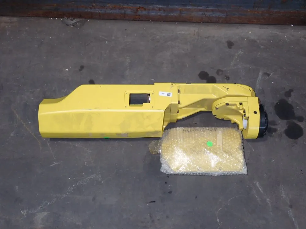 FANUC ROBOT ARM ASSEMBLY