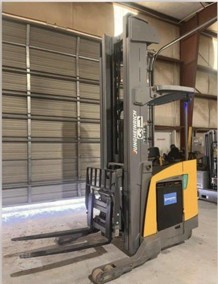 Jungheinrich ETR345A Electric Stand-Up Reach Truck Forklift, 2020 – 4,500 LB Capacity – Narrow Aisle Warehouse Lift (3)