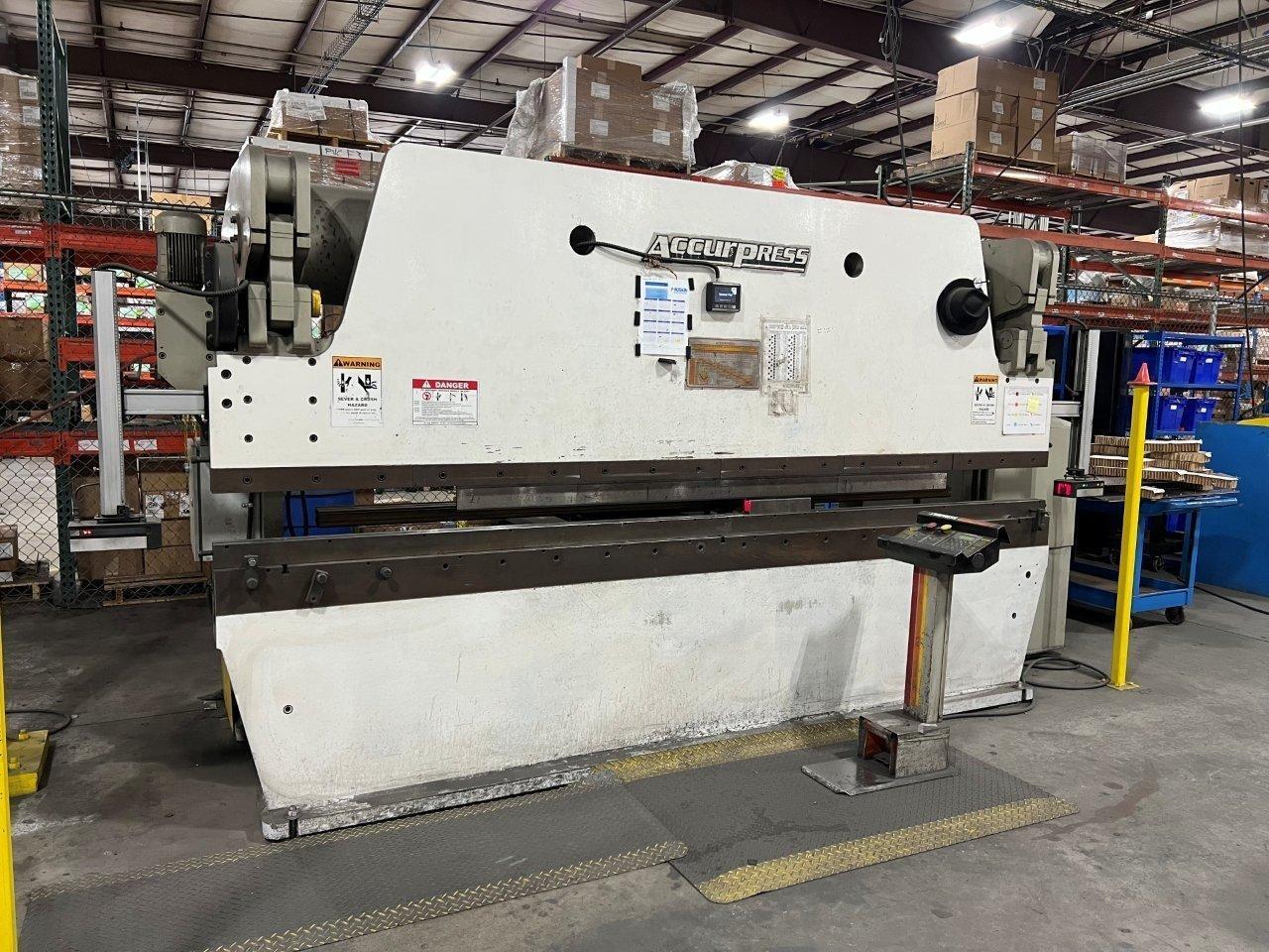 2002 Accurpress 717512 CNC Hydraulic Press Brake (#5700)