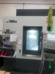 Haas Model UMC-500SS 5-Axis CNC Universal Machining Center