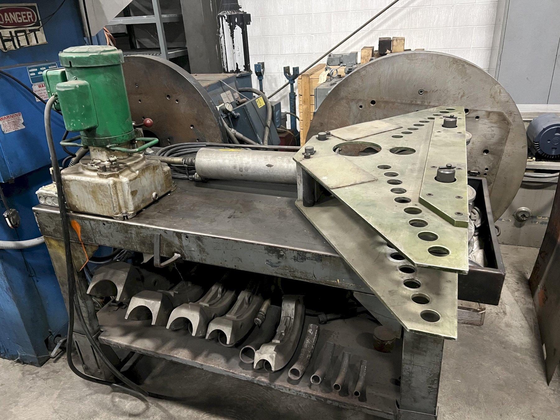 4" GREENLEE, #884 RIGID CONDUIT BENDER FOR 1-SLOT 90 DEG'S., HYD PUMP