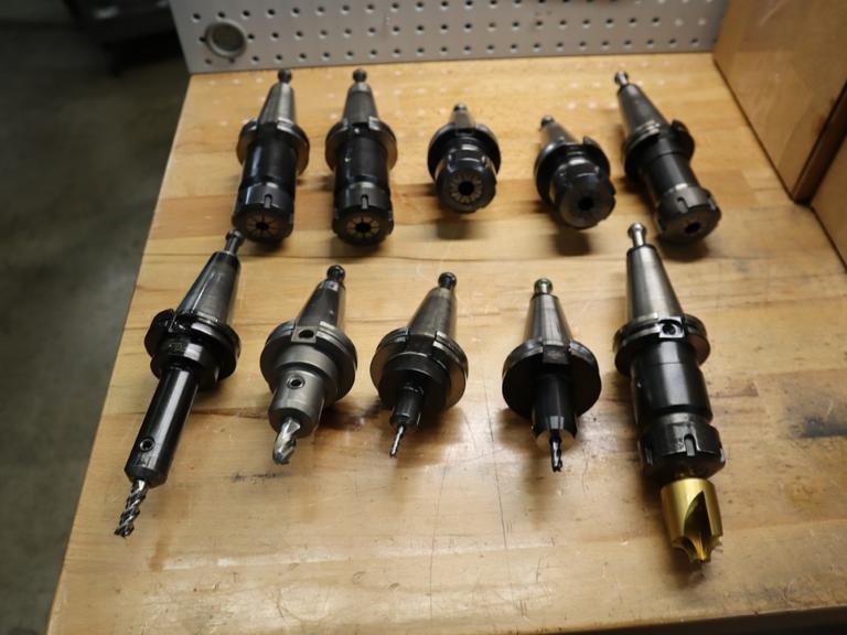 Ct 40 Taper Tool Holders: (6) Er32 Collet Holders, (4) End Mill Holders- Auction Item
