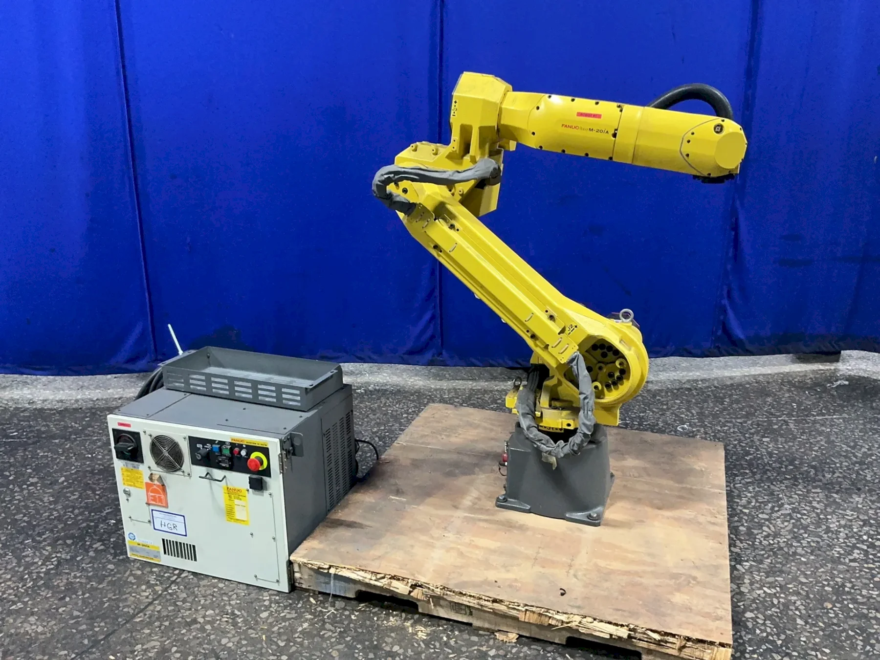 FANUC ROBOT  -  M-20iA