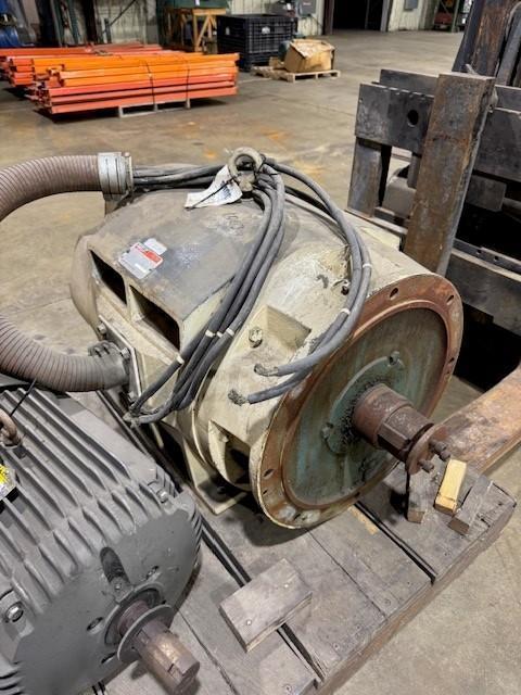 1 - PREOWNED RELIANCE ELECTRIC MOTOR, MODEL #: 01MAN33463 G 002 QY