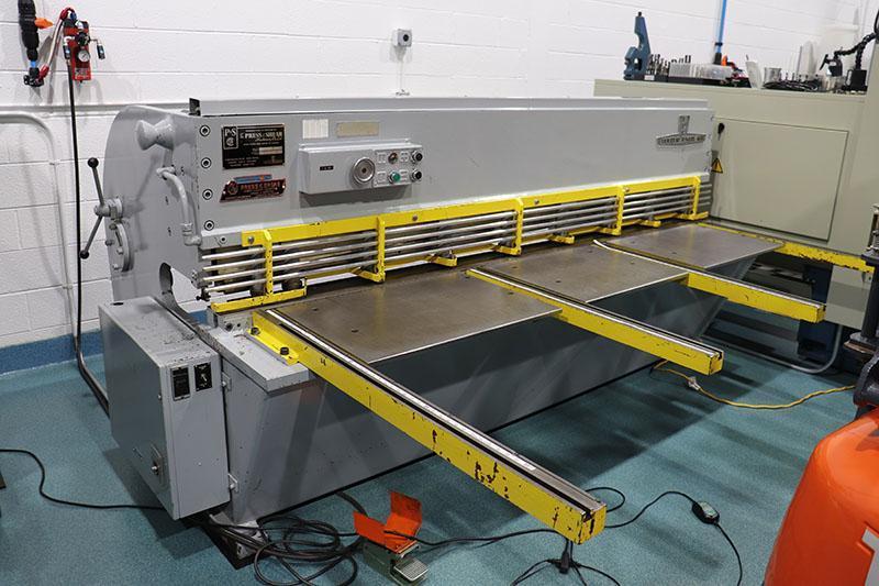 8 Ft X 1/8"  PRESS AND SHEAR Hydraulic Power Shear, Model 818