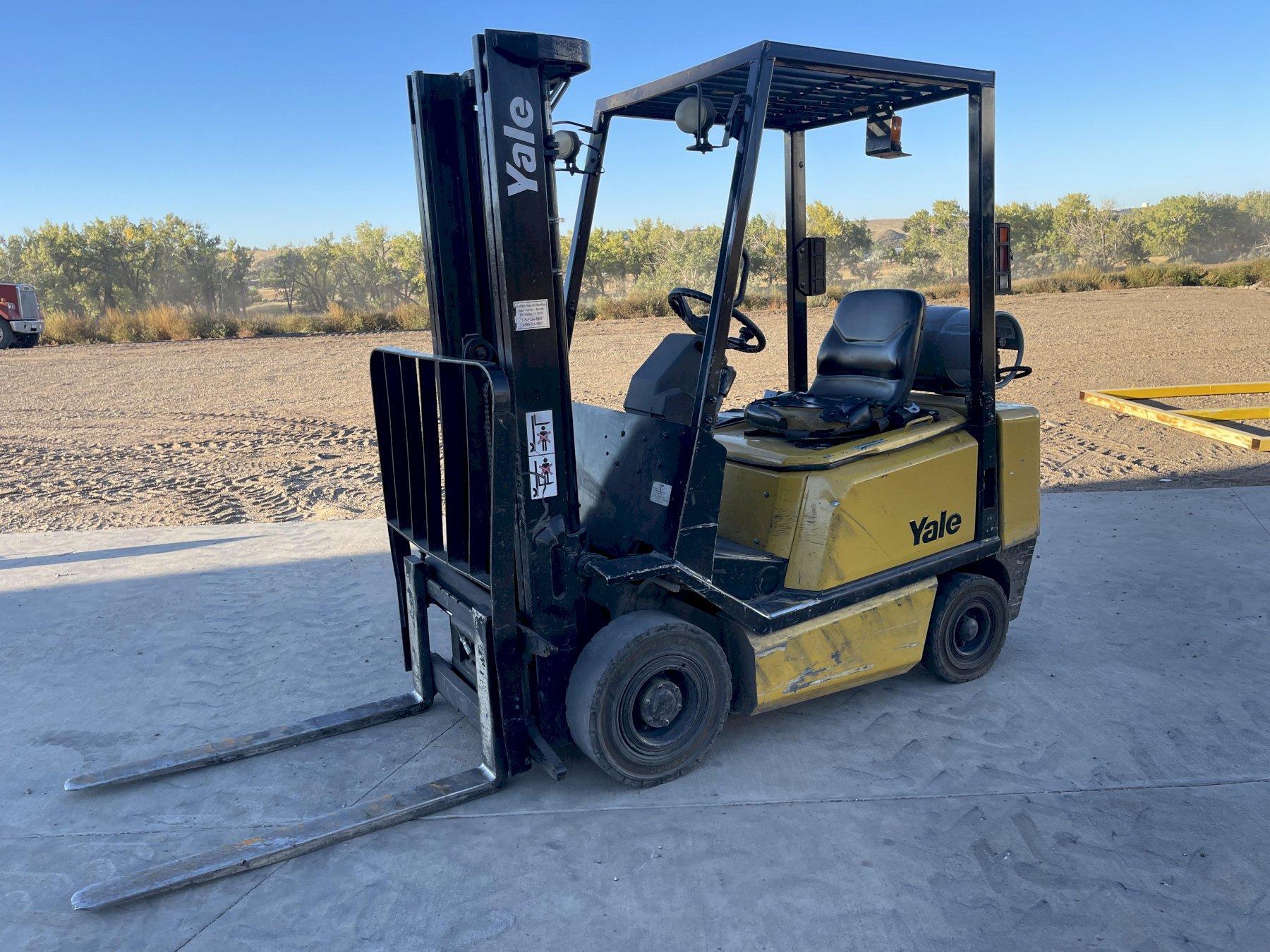 4,000 LBS YALE PROPANE FORKLIFT: STOCK #75781