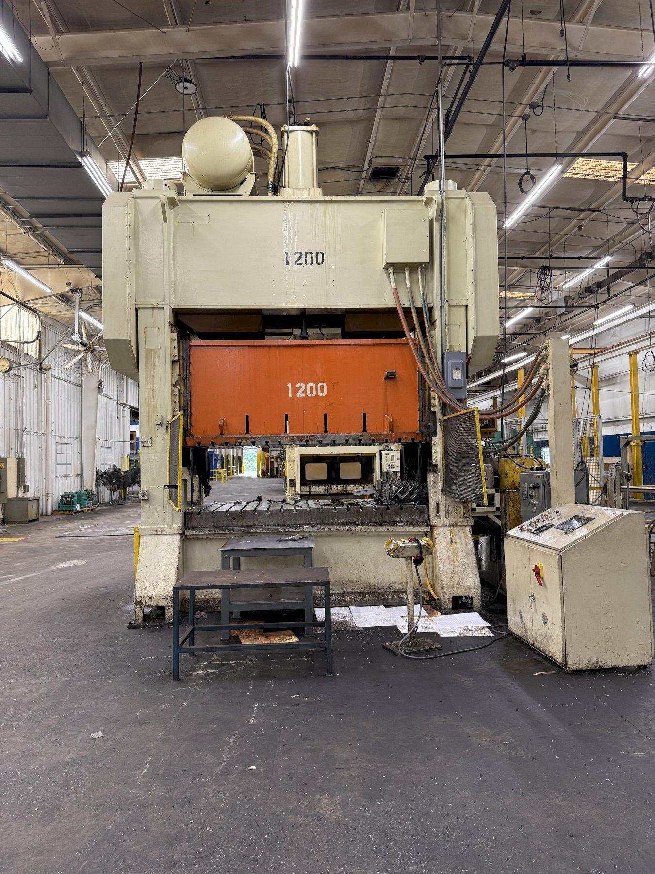400-ton Blow SC2-400-108-54 Straight Side Mechanical Stamping Press For Sale, Year 2001