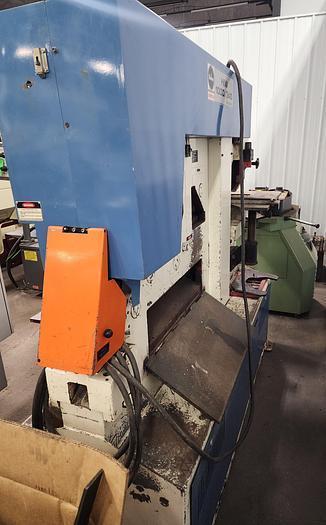 110 TON MUBEA HIW 1000/340 HYDRAULIC IRONWORKER