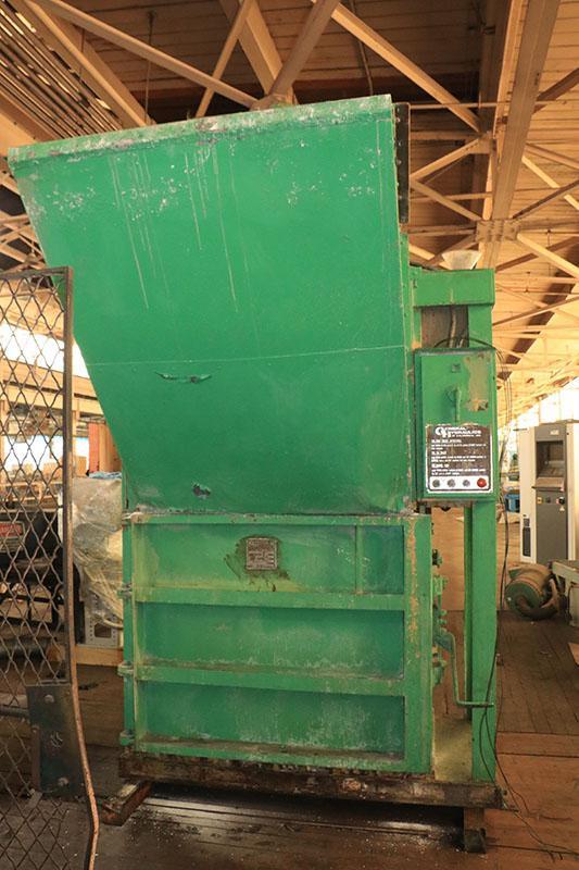 GENERAL HYDRAULICS MODEL 314-48L-16  VERTICAL BALER