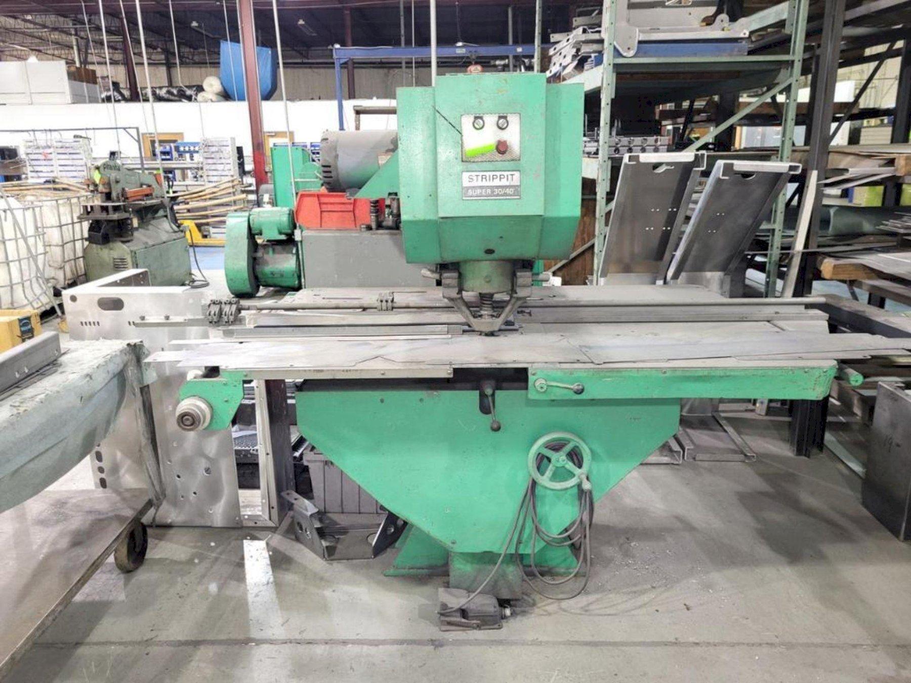 STRIPPIT SUPER 30/40 40-TON SINGLE STATION PUNCH PRESS. STOCK # 0774325