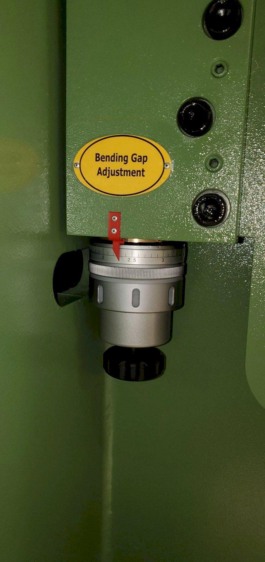 New CHICAGO Hydraulic Powered Box & Pan Bending Brake, Model HBP 6187-6