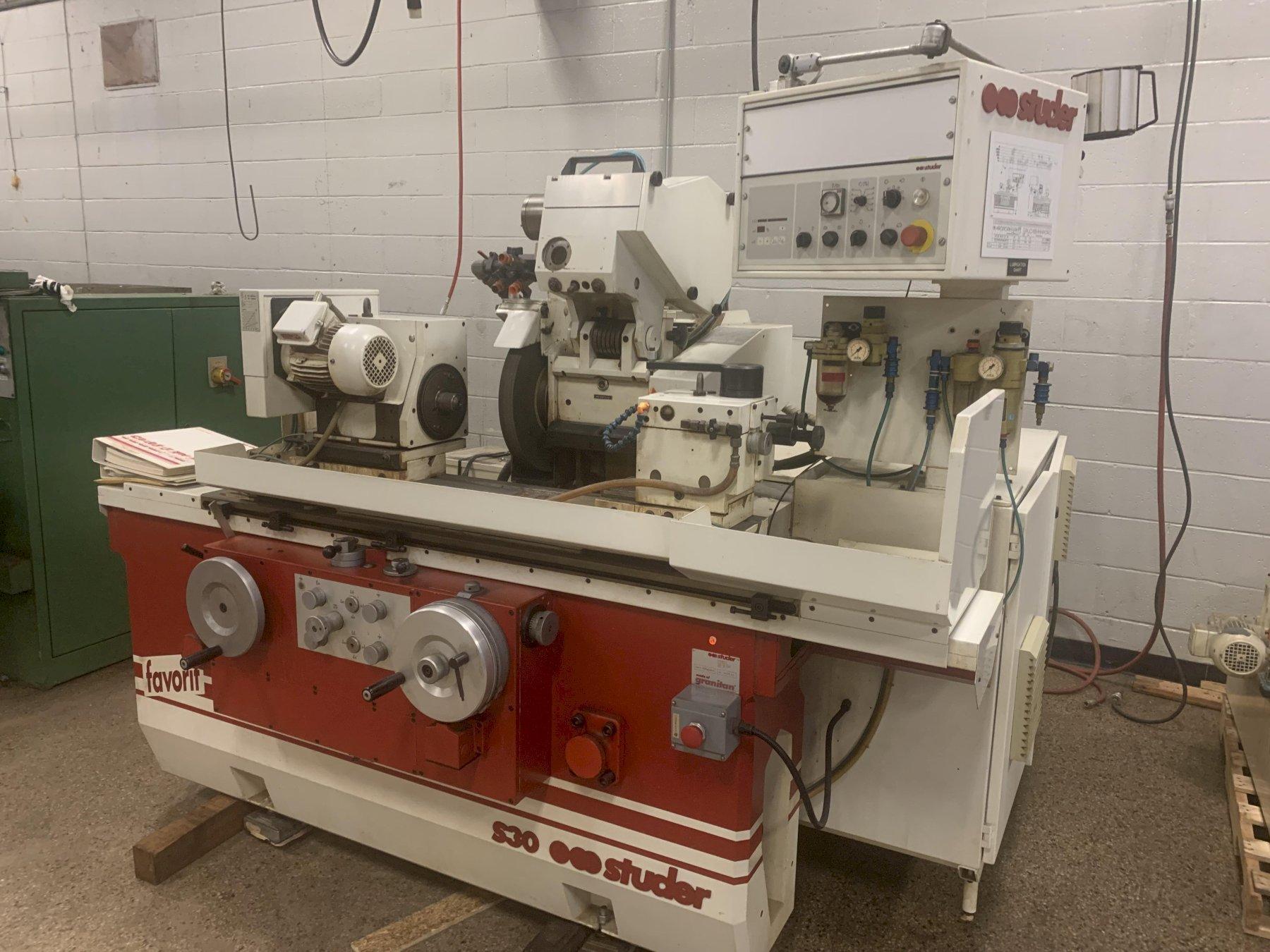 Studer Model S30 Favorit Universal Cylindrical Grinder, S/N 3465-41.