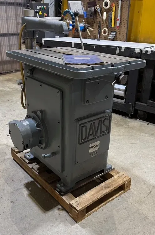 DAVIS MODEL 15 KEYSEATER