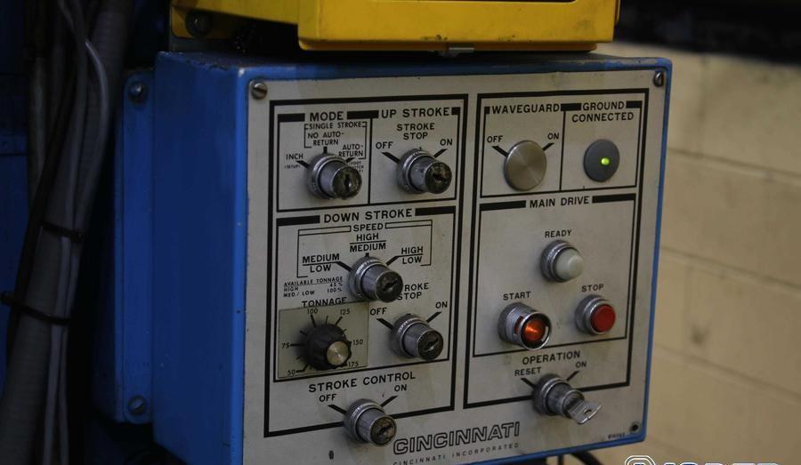 175 TON X 12' CINCINNATI MODEL 175X10 CB HYDRAULIC PRESS BRAKE
