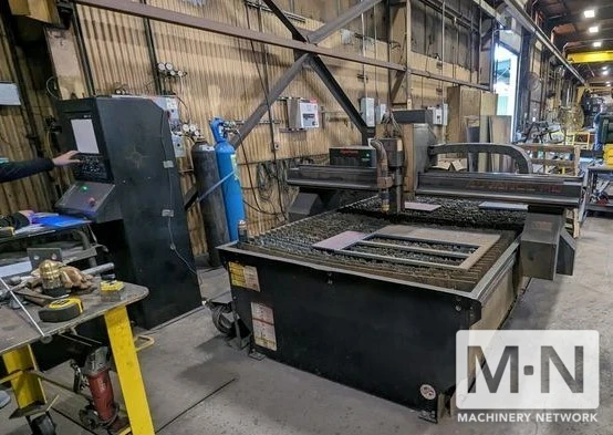 5' x 10' Machitech Silver Cut Down Draft Plasma Burn Table, 2017