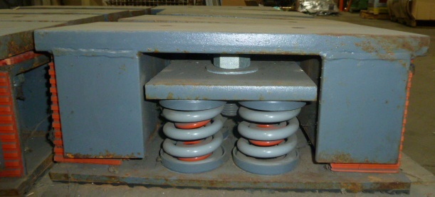 SPRING ISOLATION MOUNT: VMC, Gray w/ orange & gray springs, (10) Available
