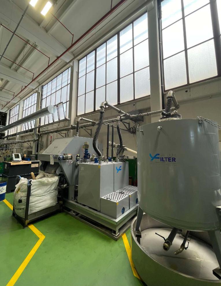 Oil Vacuum Filtering System