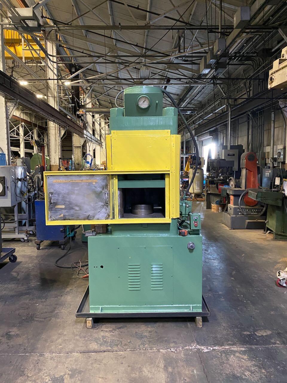 200 Ton "Down Acting" Hydraulic Hobbing Press