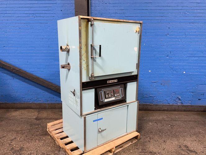 BLUE M 650 DEG. F OVEN  -  P0M7-256C-3